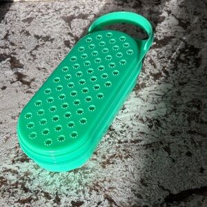 vintage tupperware jadeite grater